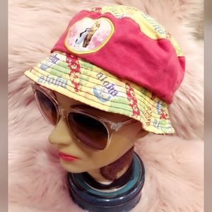 Cool Kid, 2007, SURF’S UP, sun hat!!